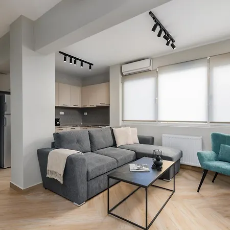 Apartman Spotted In N4 Szaloniki
